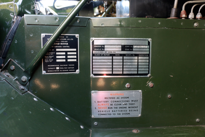 Illustration for article titled What It's Like Driving This Military-Only Forward Control Land Rover 101